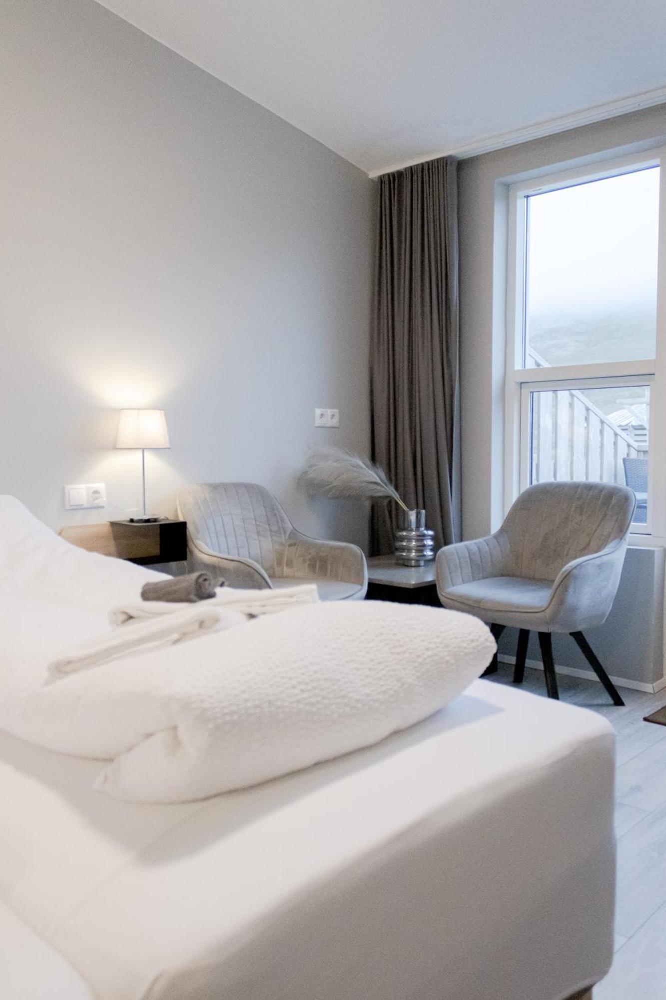 Urdartindur Guesthouse And Cottages Northurfjorthur Quarto foto
