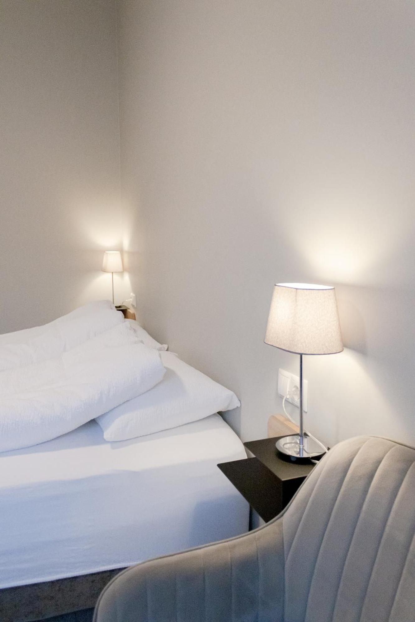 Urdartindur Guesthouse And Cottages Northurfjorthur Quarto foto