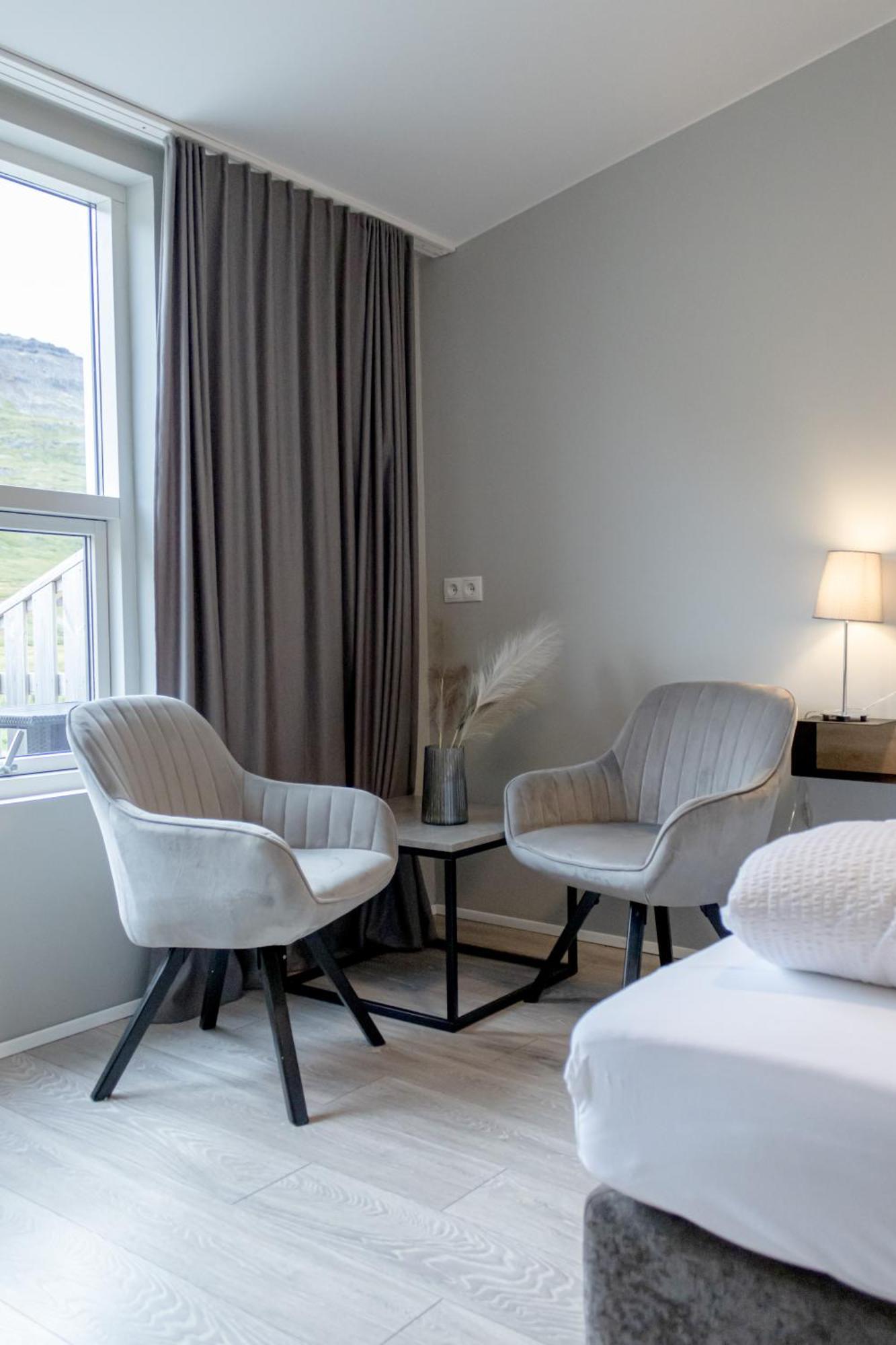 Urdartindur Guesthouse And Cottages Northurfjorthur Quarto foto