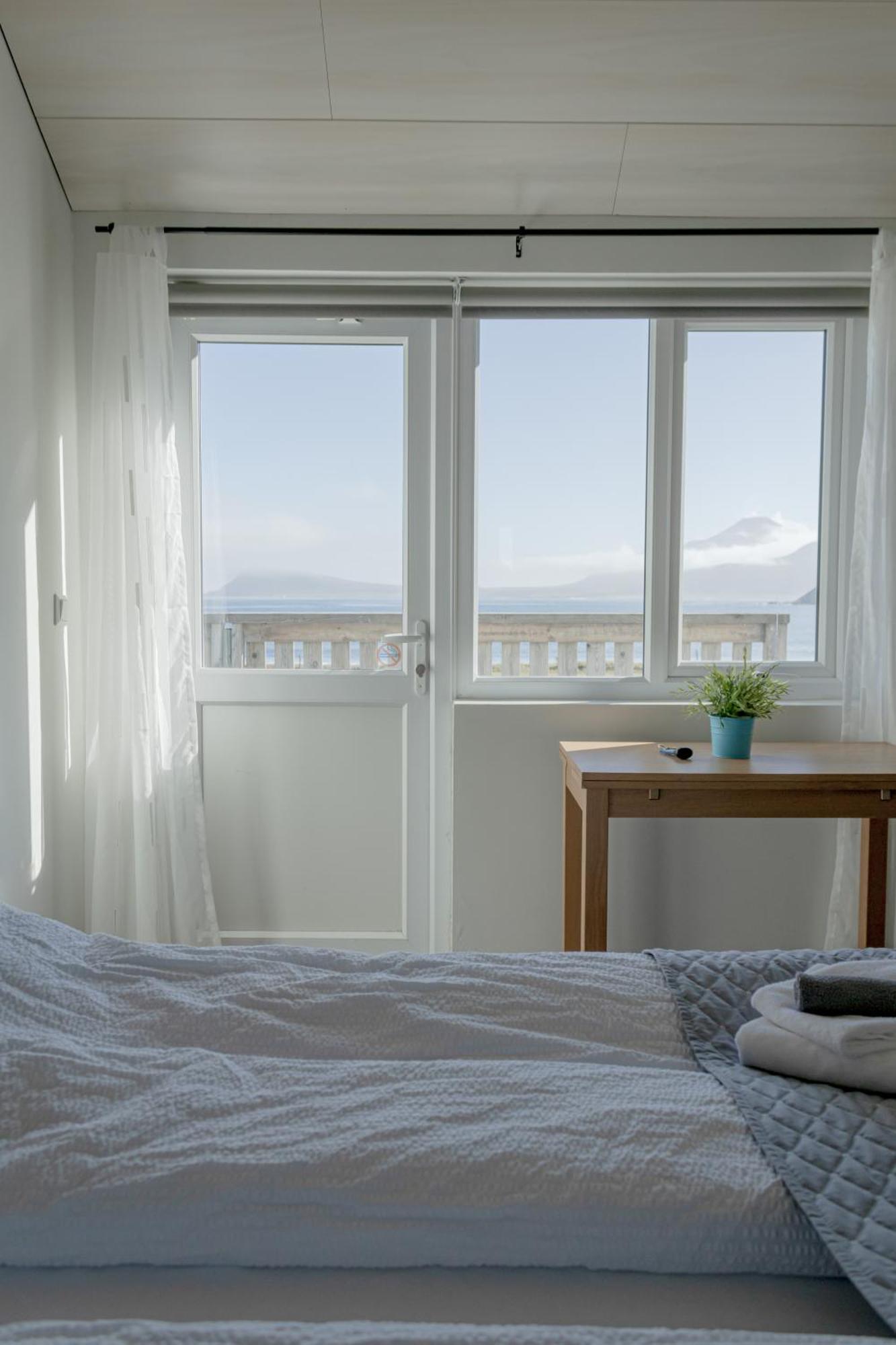 Urdartindur Guesthouse And Cottages Northurfjorthur Quarto foto
