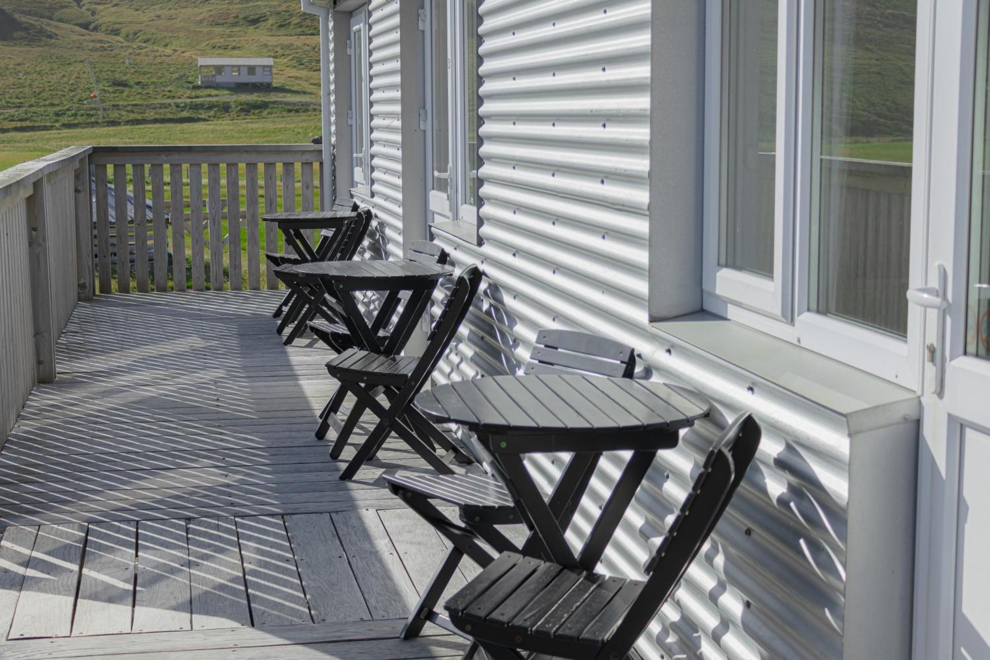 Urdartindur Guesthouse And Cottages Northurfjorthur Exterior foto