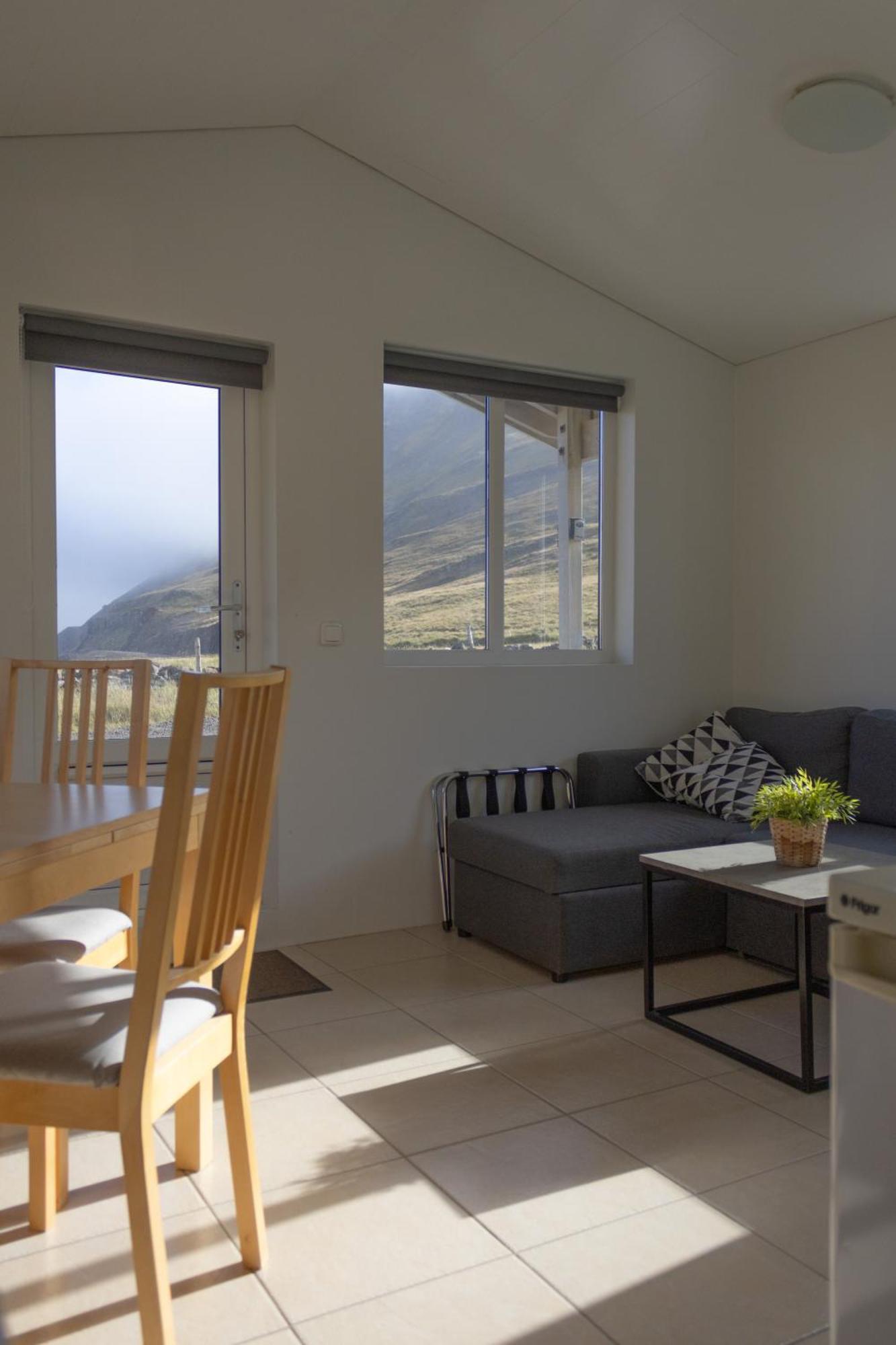 Urdartindur Guesthouse And Cottages Northurfjorthur Quarto foto