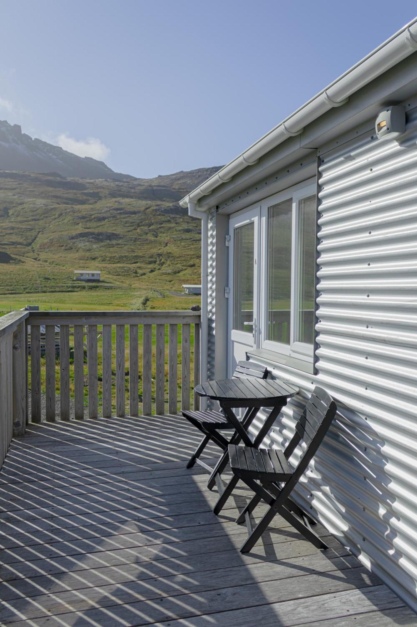 Urdartindur Guesthouse And Cottages Northurfjorthur Quarto foto