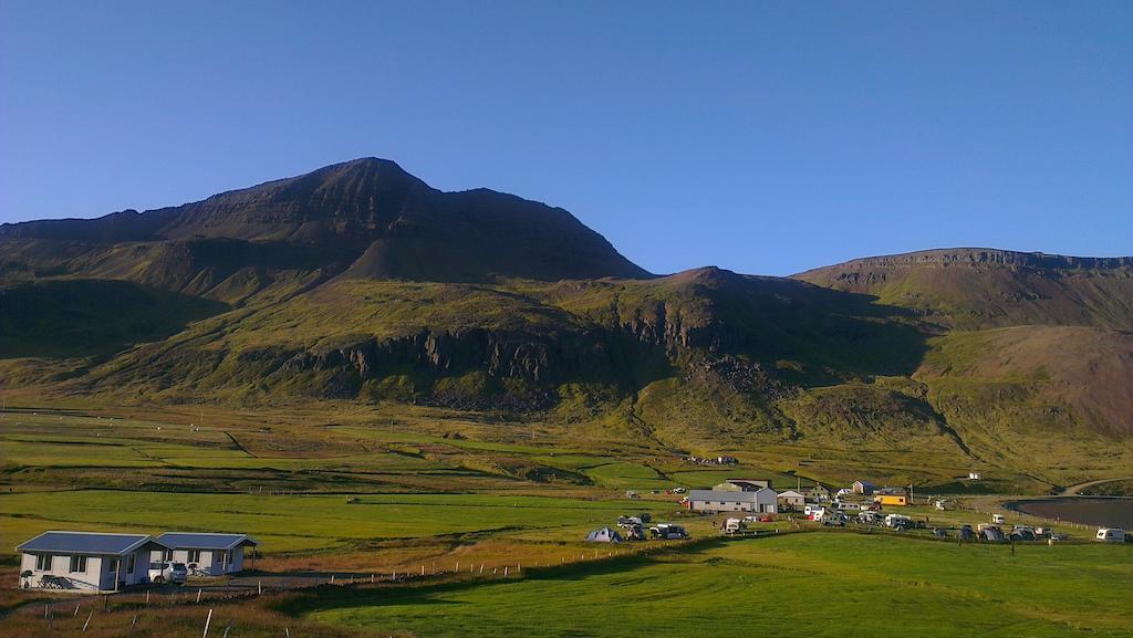 Urdartindur Guesthouse And Cottages Northurfjorthur Exterior foto
