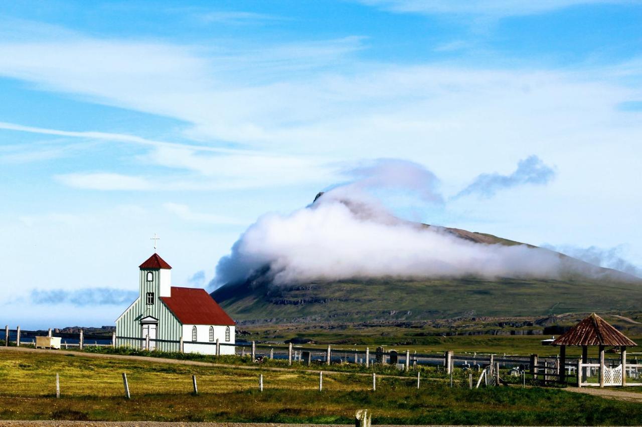Urdartindur Guesthouse And Cottages Northurfjorthur Exterior foto
